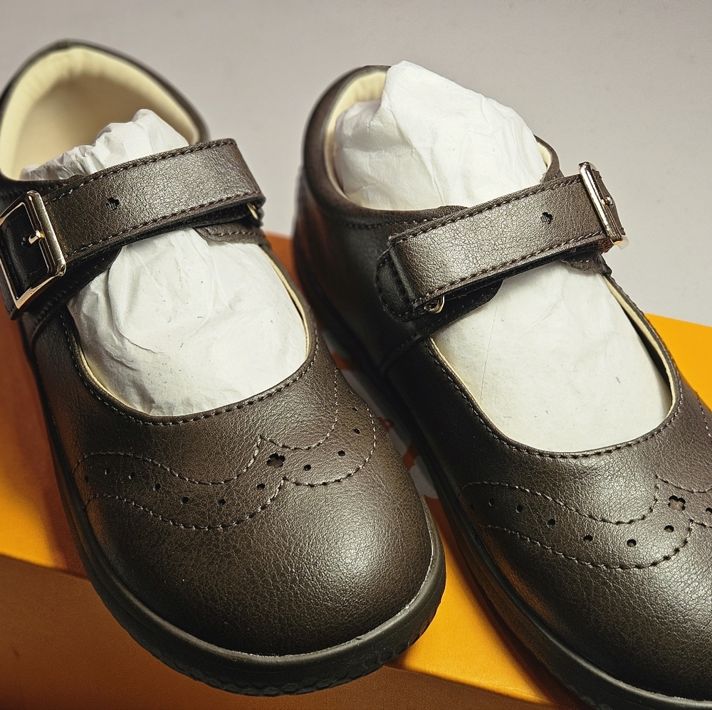 BRAND NEW Livie & Luca Size 13 Libra Mary Jane Brown